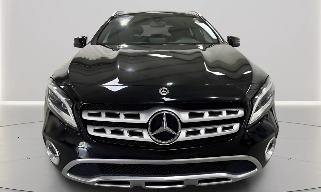 Rentalp's 2020 Mercedes-Benz GLA 250, three-quarter view in soft daylight